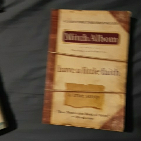 Assorted Inspirational Books Collection - Picture 11 of 13